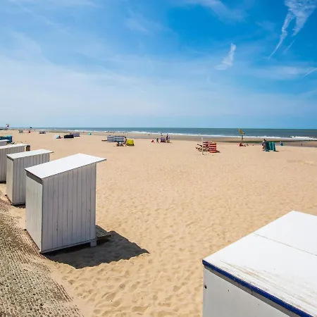 Beautiful With Phenomenal Sea View Apartment