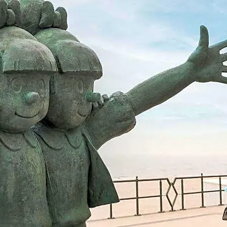아파트 Beautiful With Phenomenal Sea View *