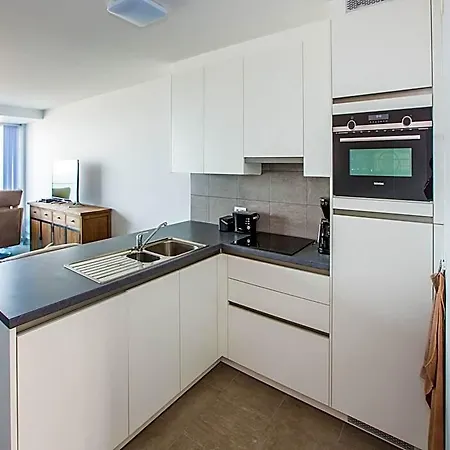 아파트 Beautiful With Phenomenal Sea View 미들케르케